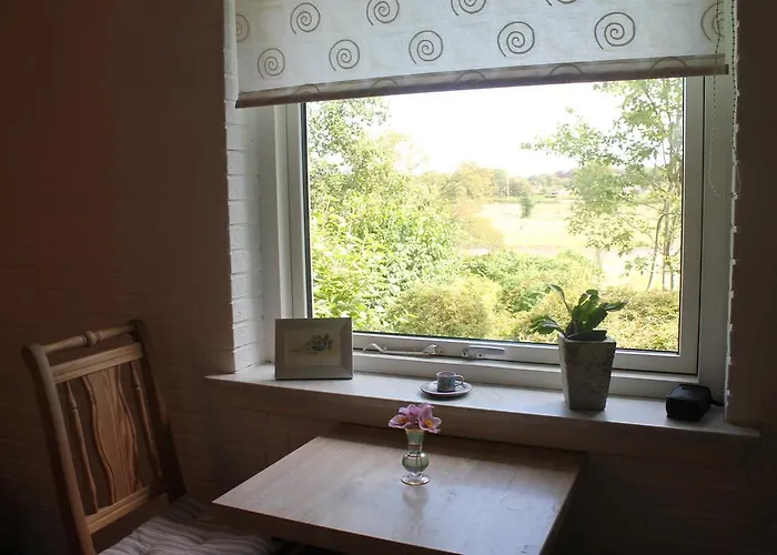 Engbo Apartment *